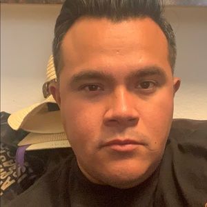 Meet your Posher, Carlos